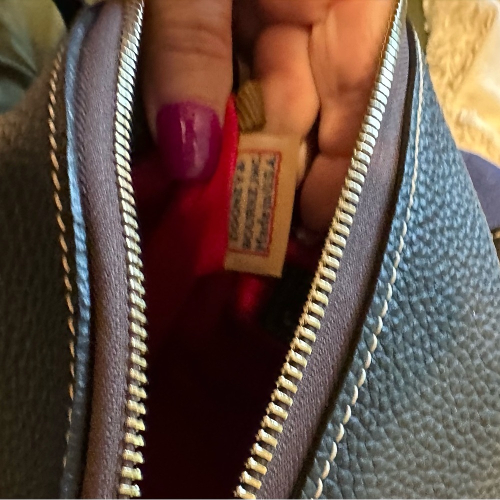 SOLD DO NOT BUY
D&B Pebble Grain Satchel - Picture 9 of 11